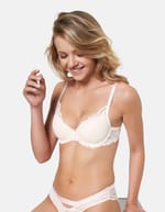 BH push-up Lynn Cremefarben