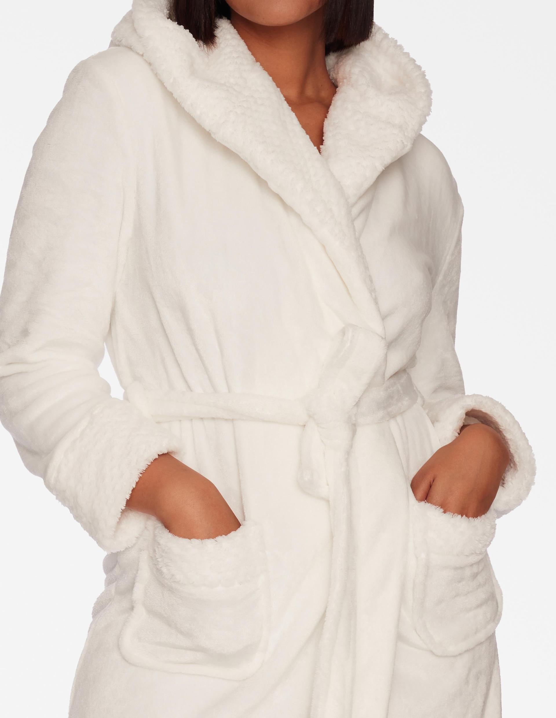Robe Cairo cream 3