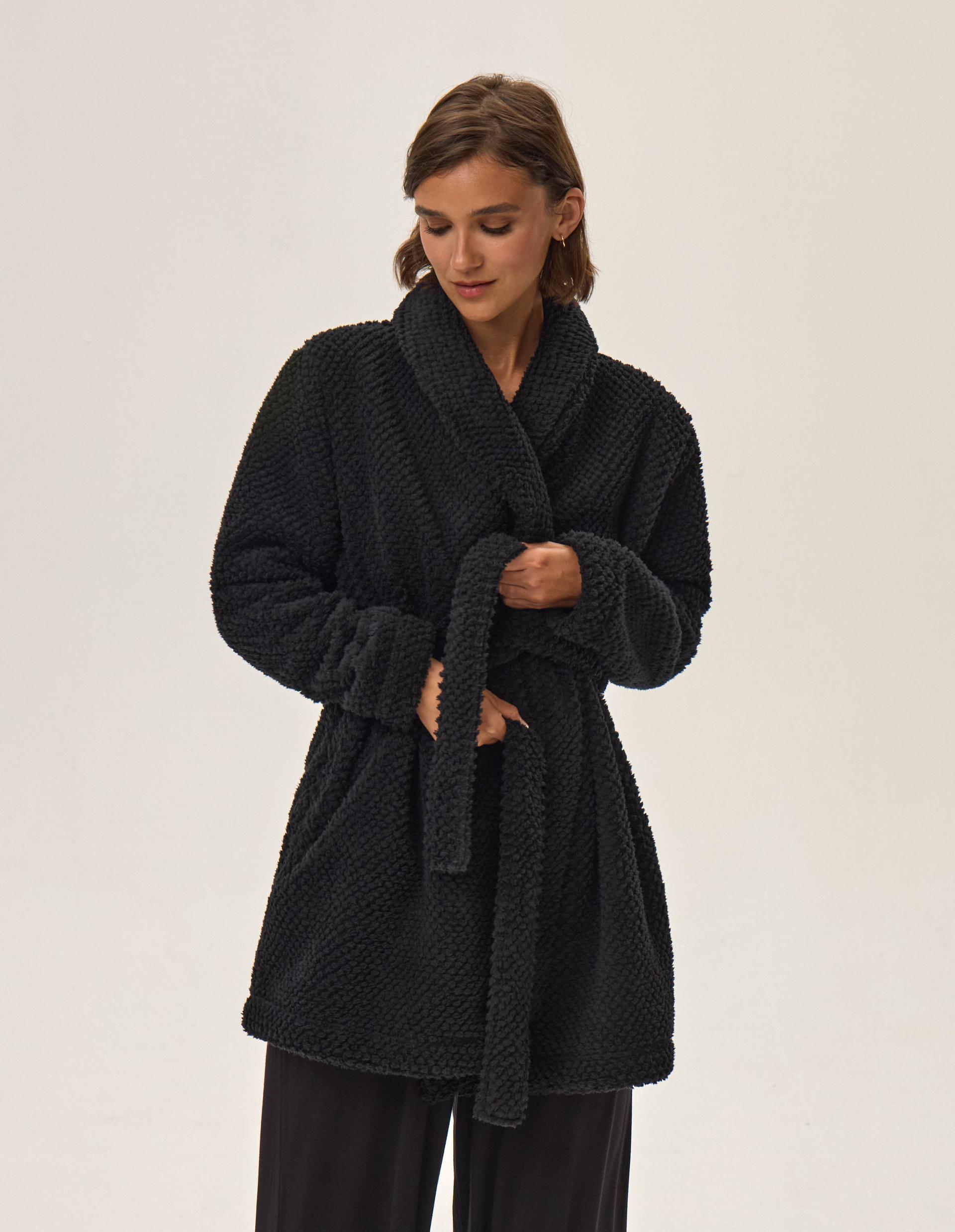 Robe Jamie Black 2