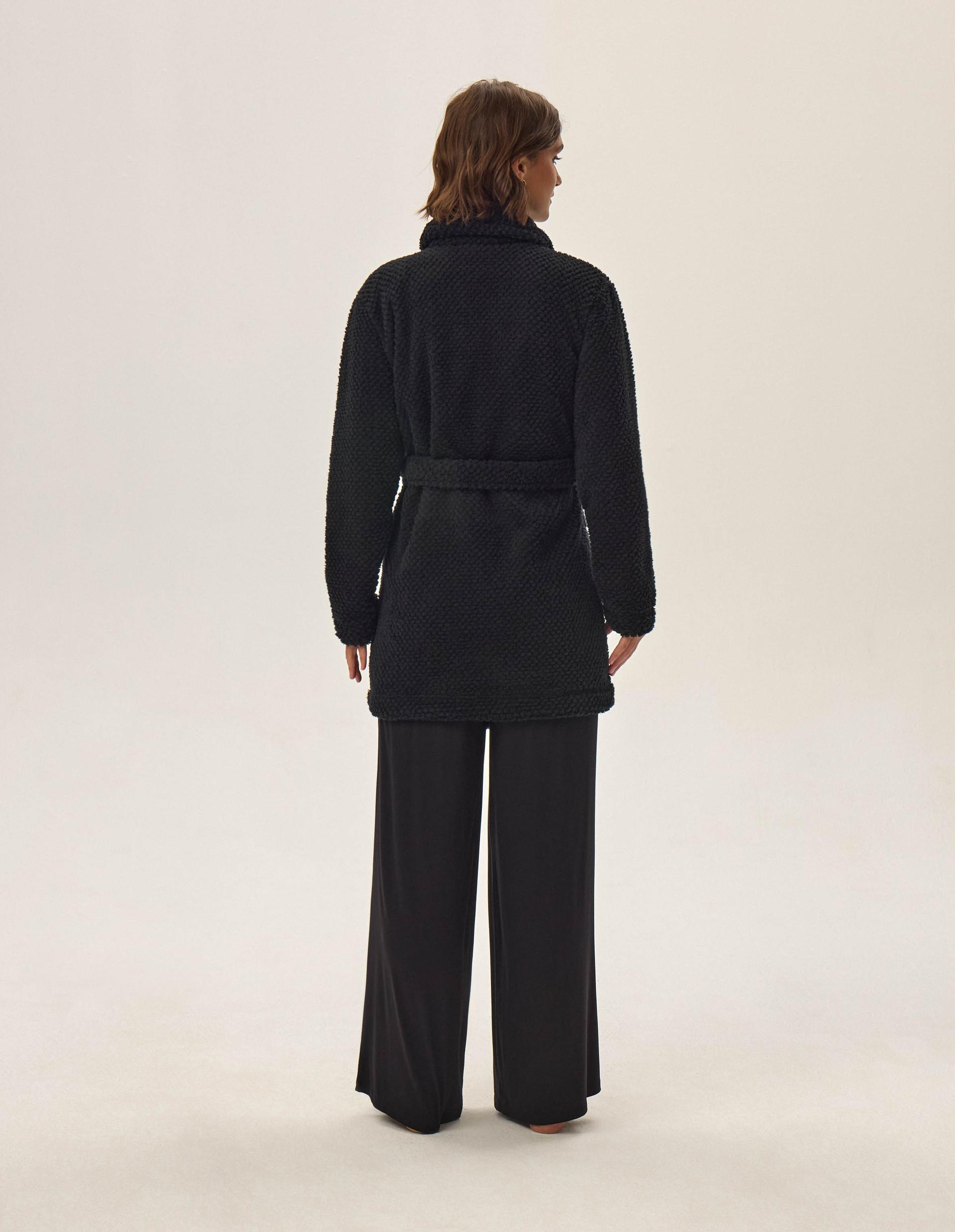 Robe Jamie Black 5