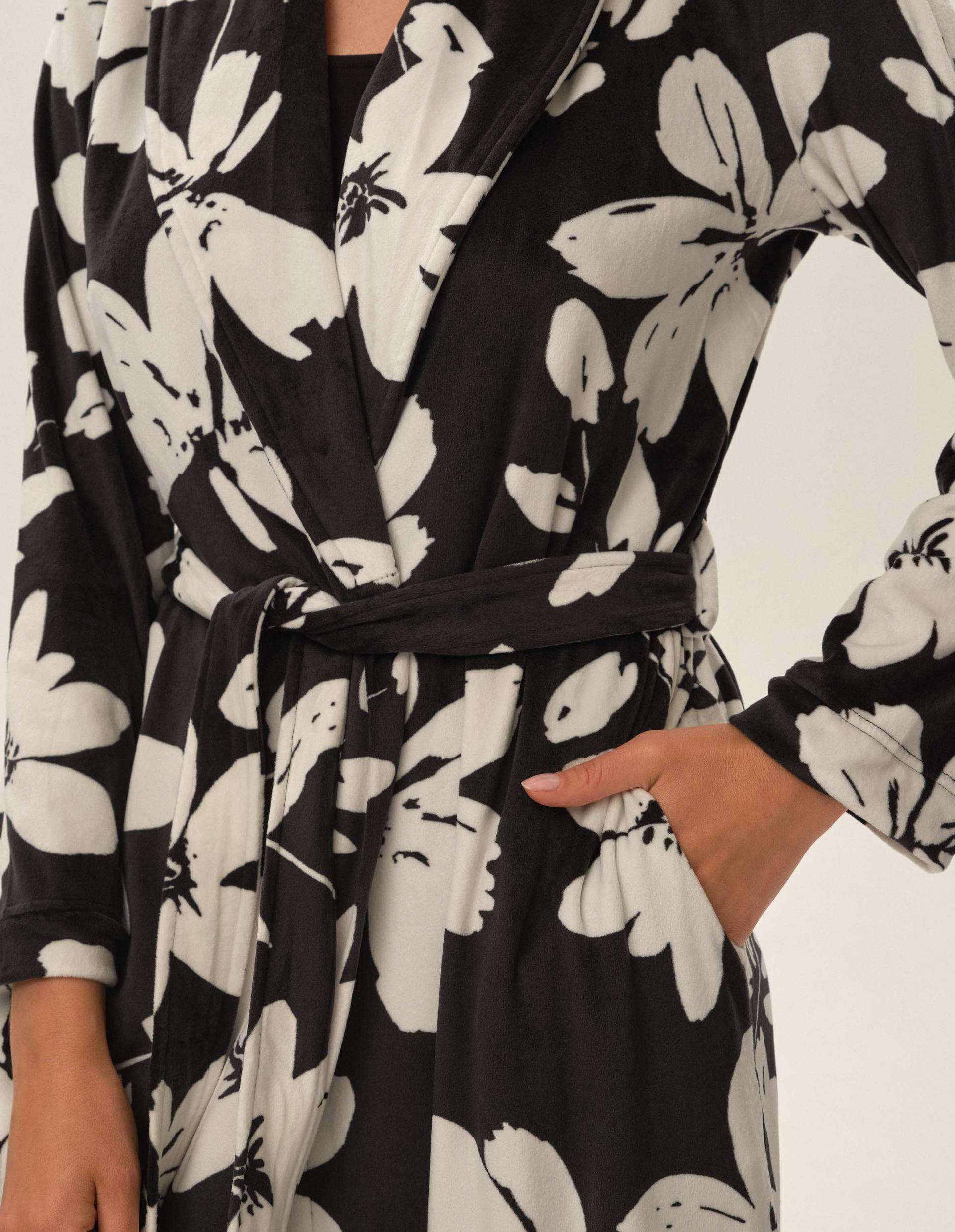 Robe Jua Black 4