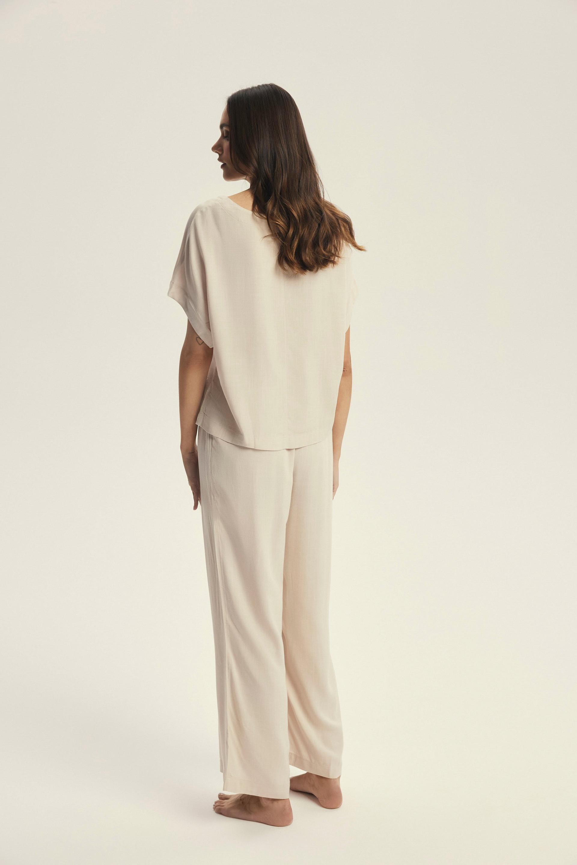 Pyjamas Corenso cream 3