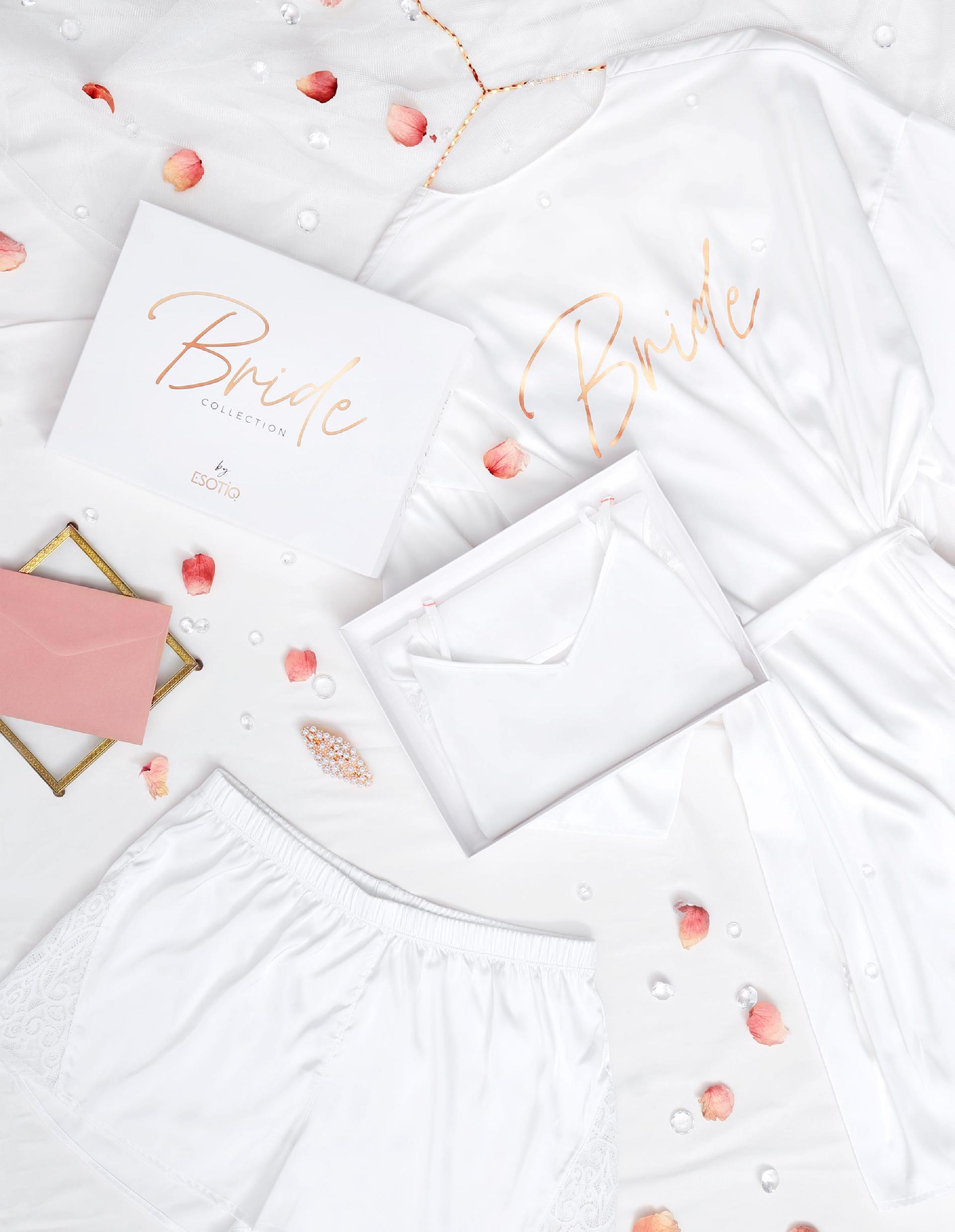 Pyjamas Wedding cream 6
