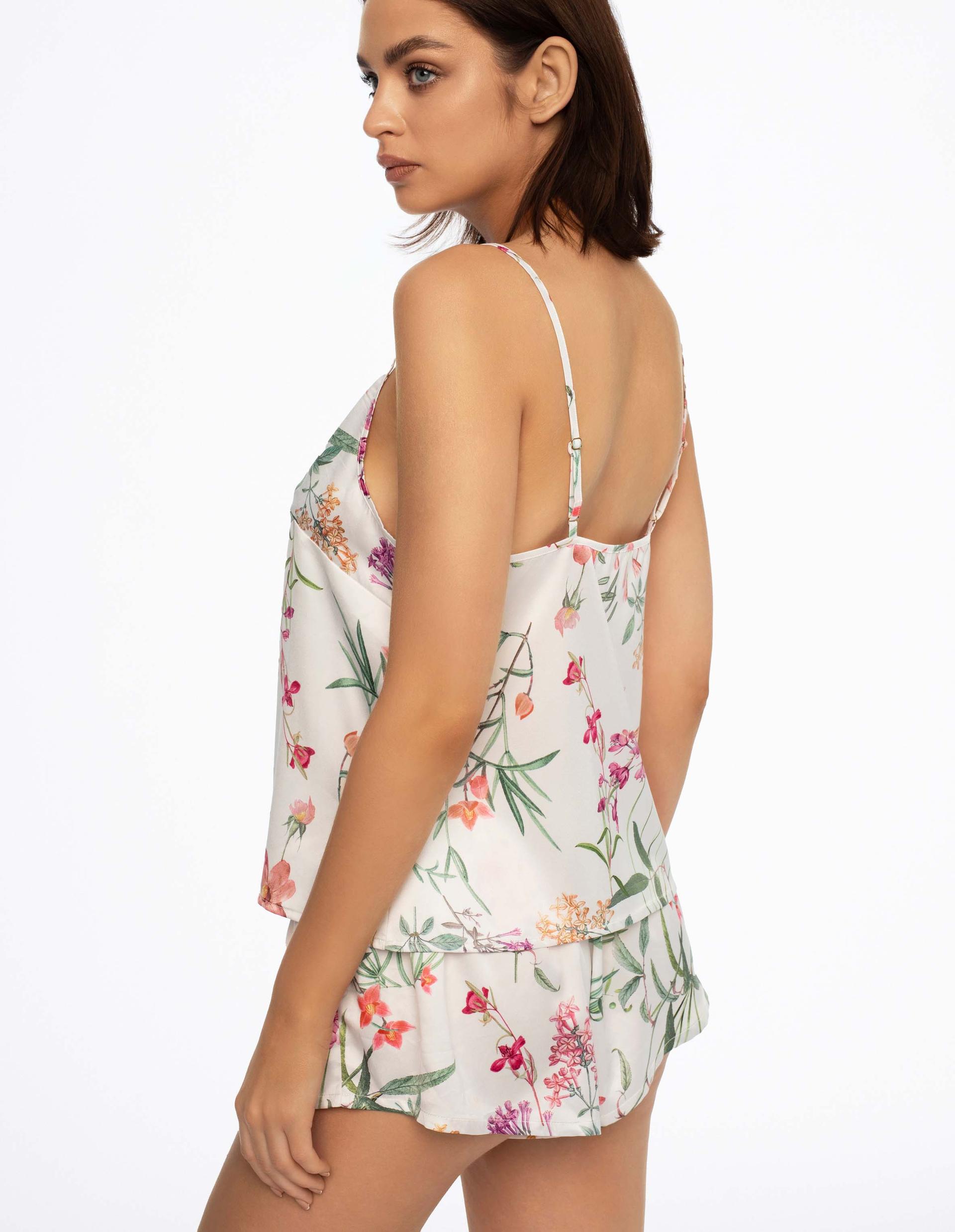 Pyjamas Dare cream 2