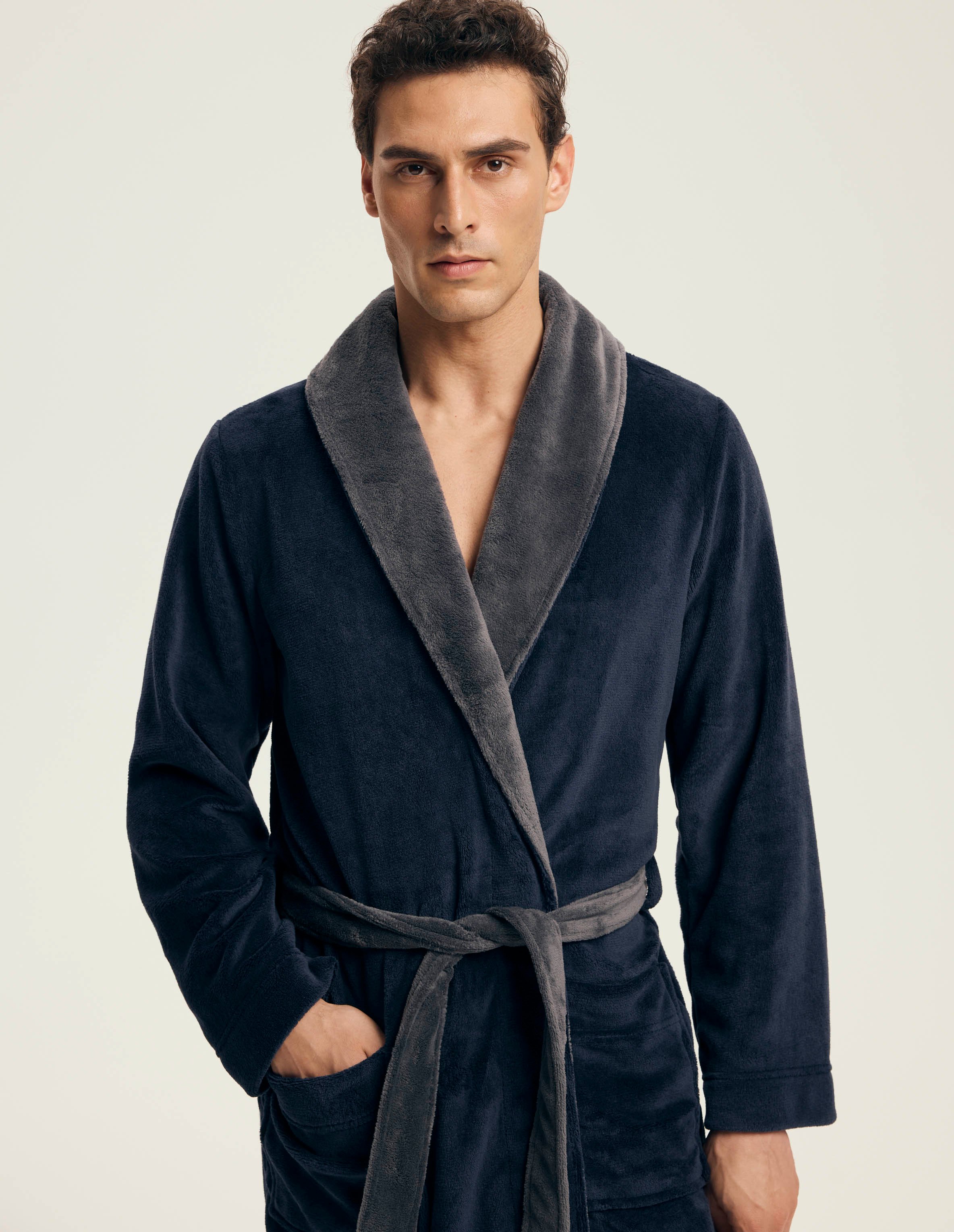 Robe Nocturn 1