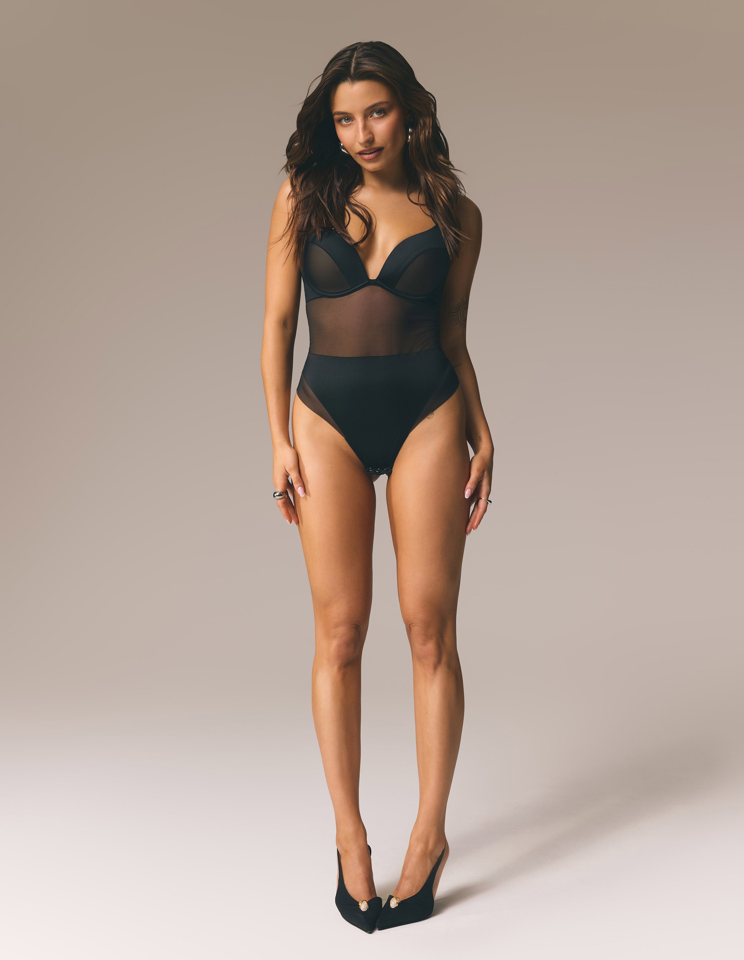 Body SEDUCE Black Push-Up with Open Back 1