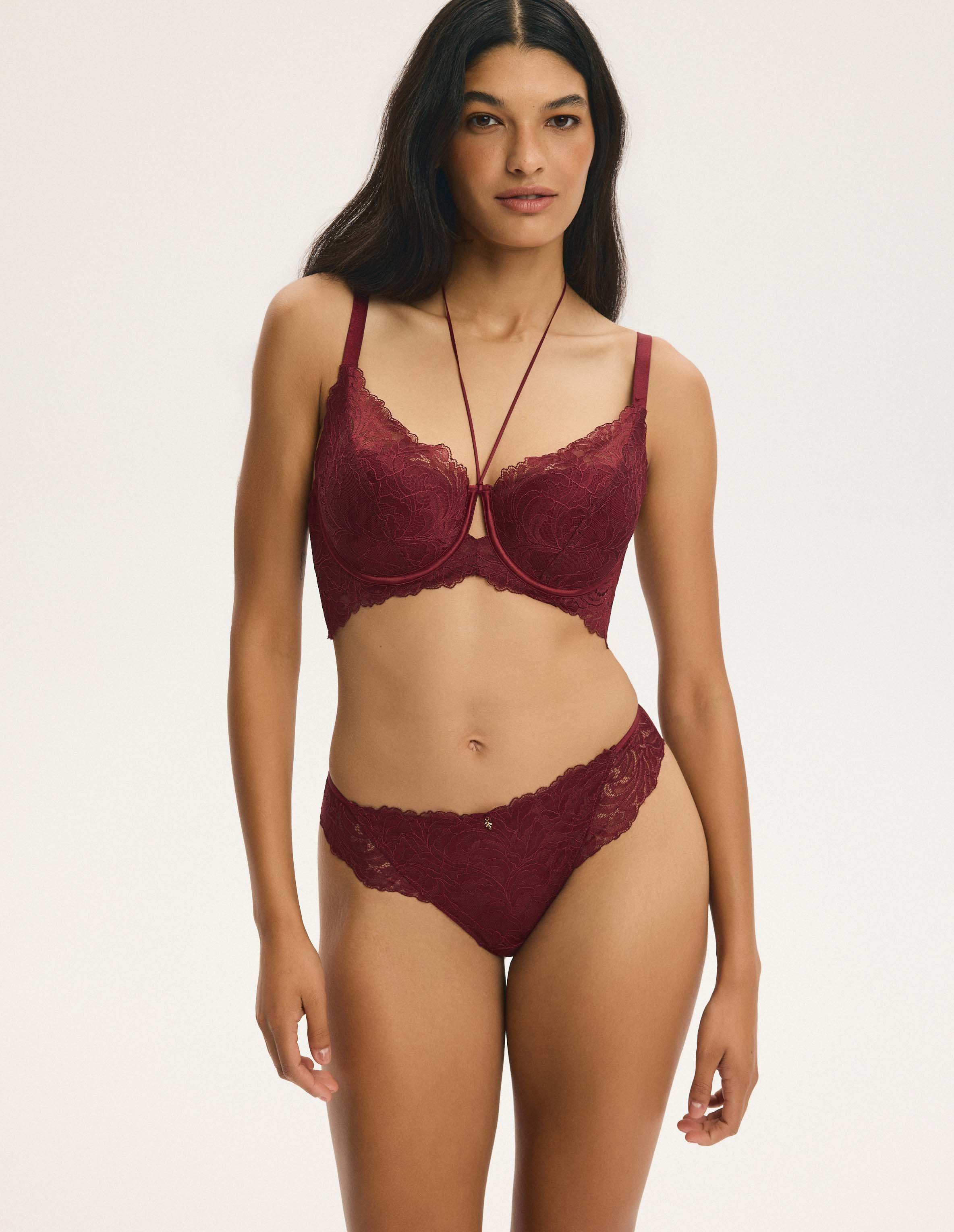 Padded Bra MISTLETOE Shaping Larger Bust 1