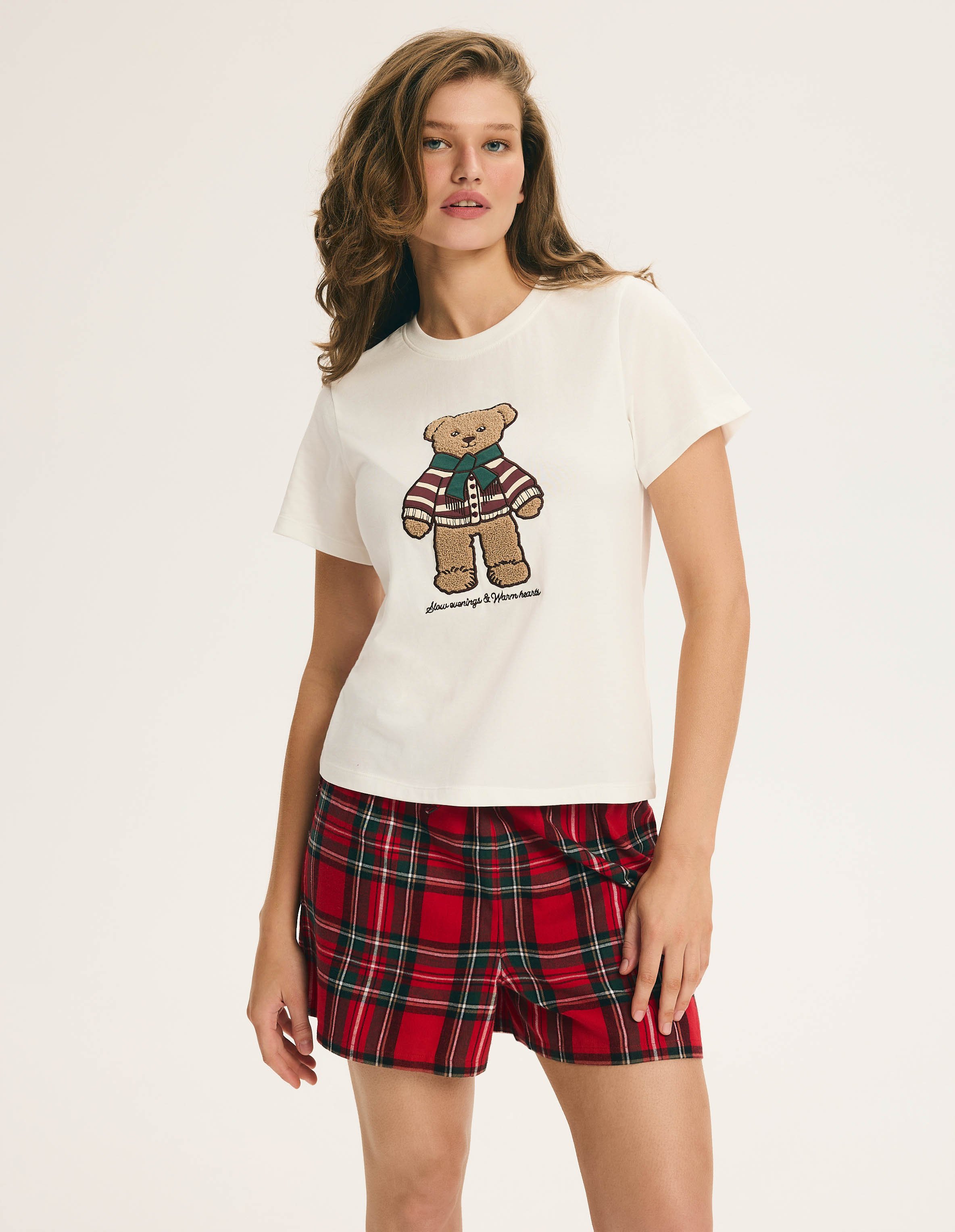 Short Pajamas NOEL with Bear Appliqué and Plaid 1