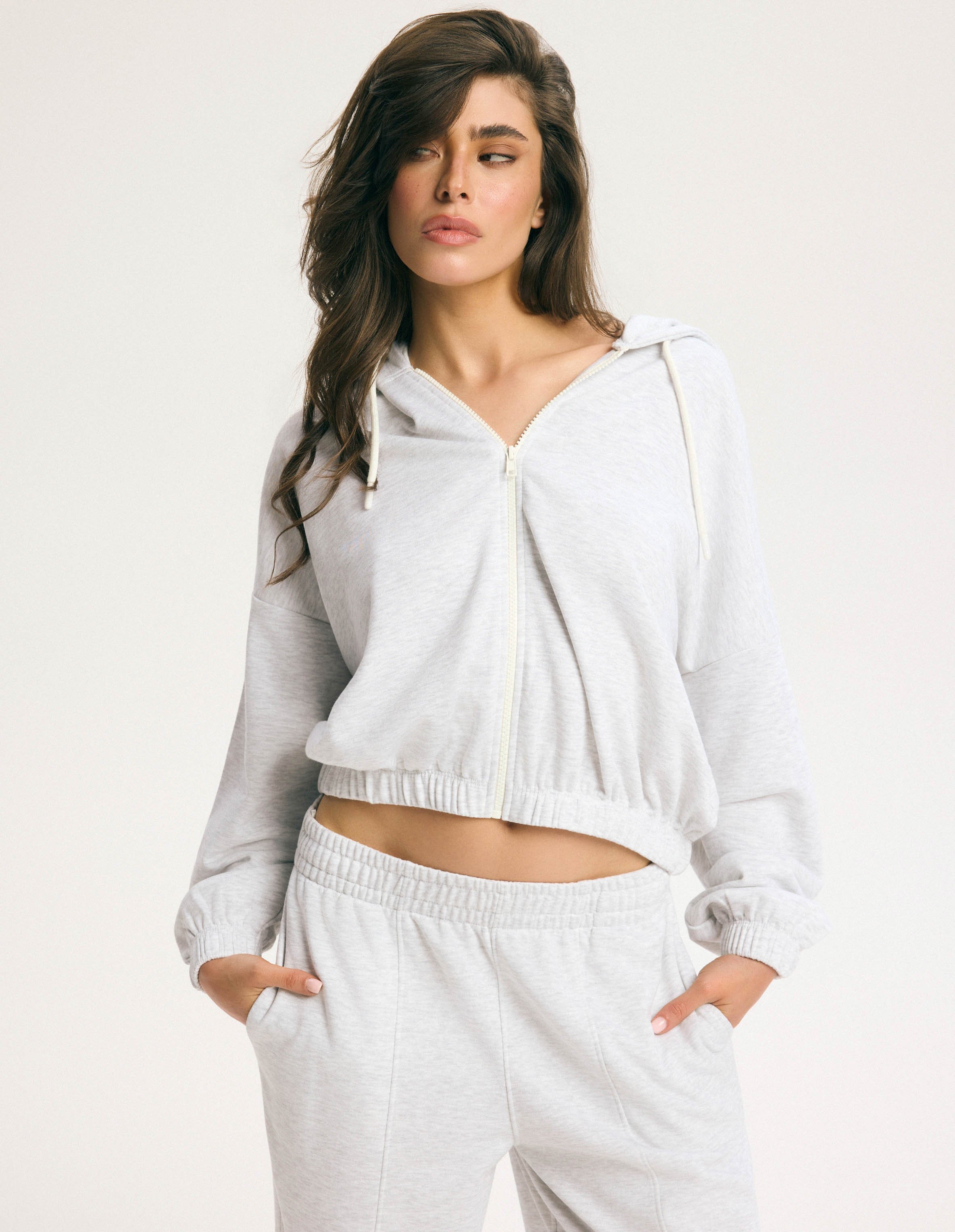 Bloovii Powerhouse Sweatshirt 1