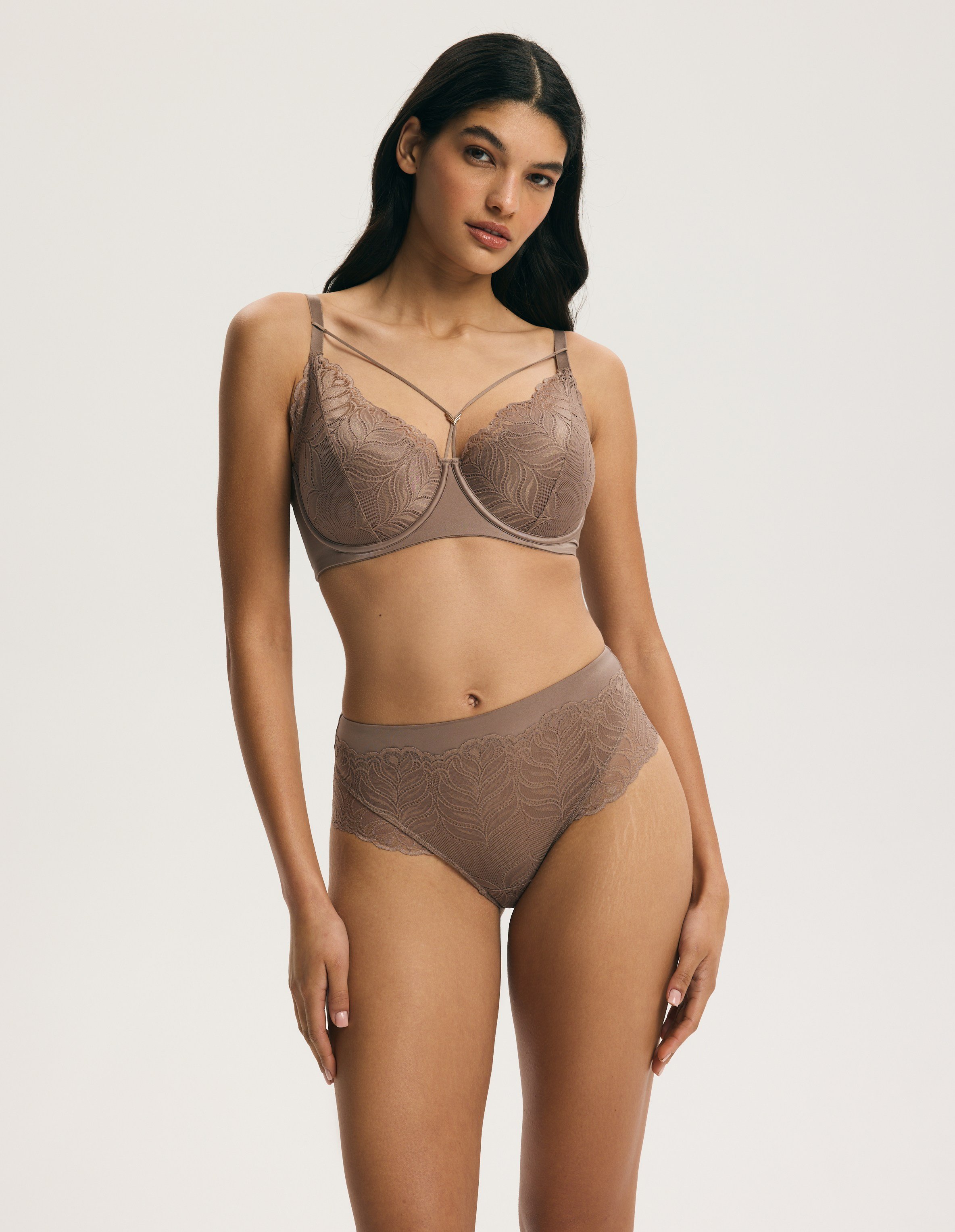 Biustonosz usztywniany Aurora