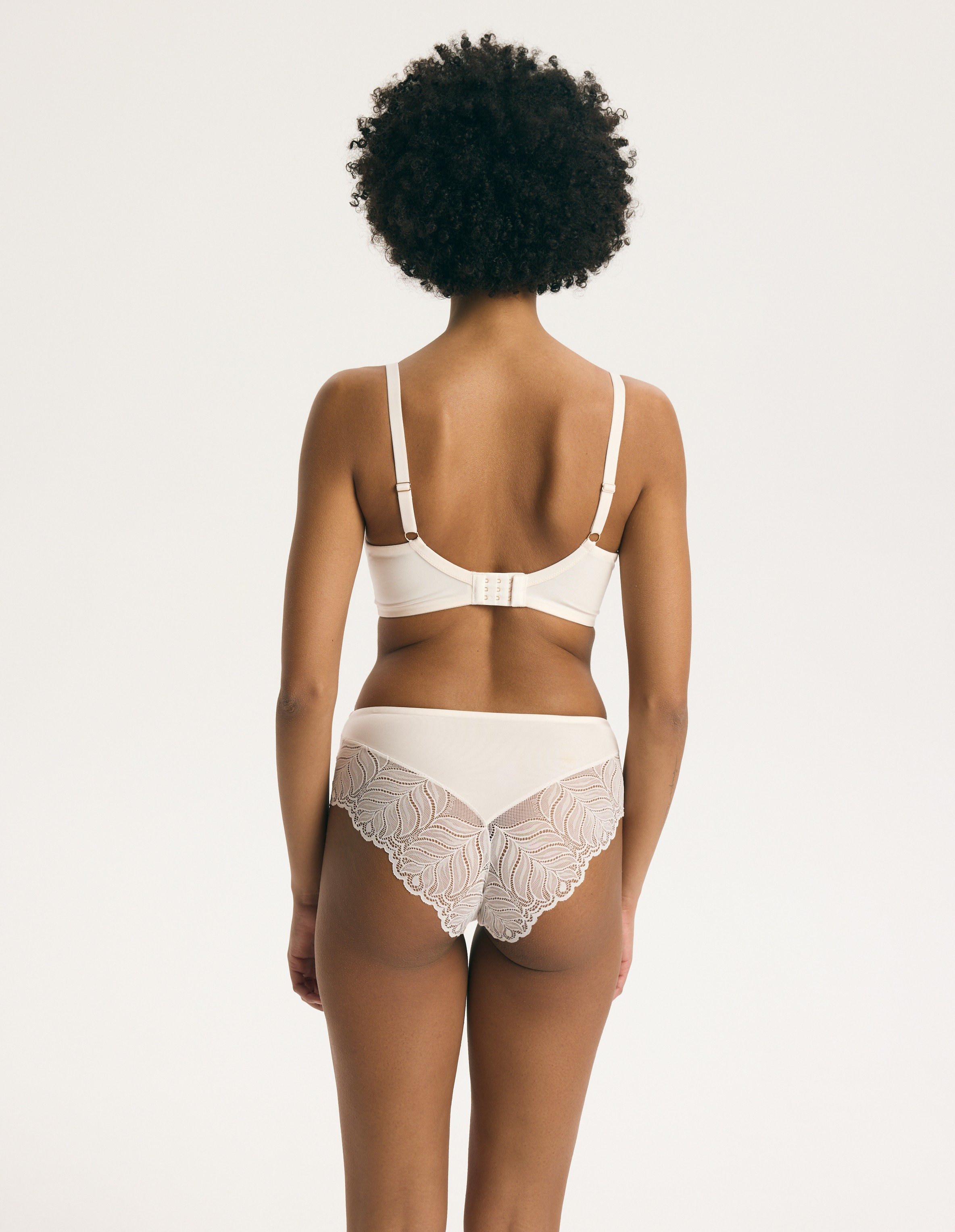 High-Waisted Panties Aurora