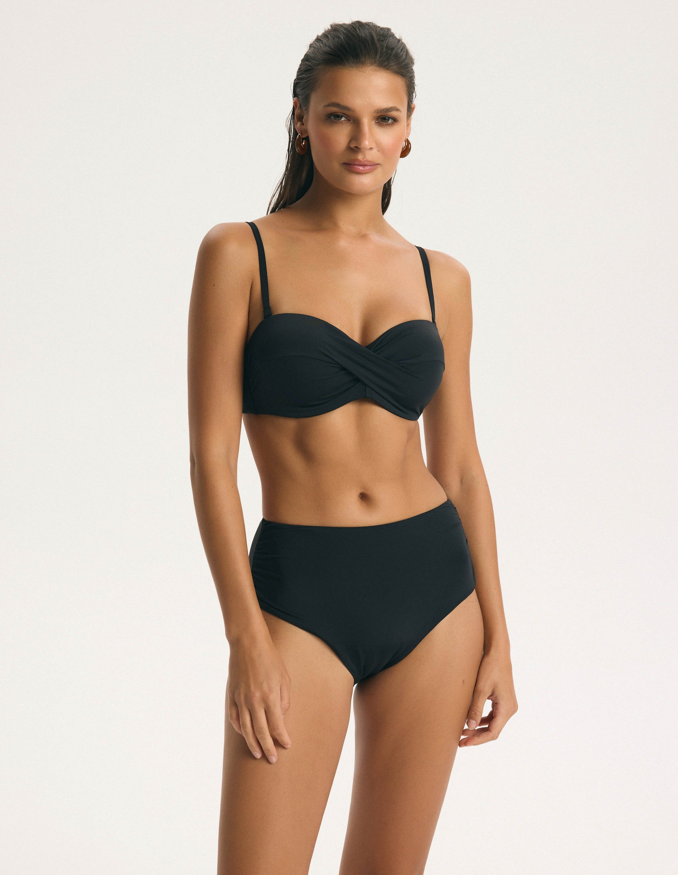 Dół od bikini z wysokim stanem Base 1