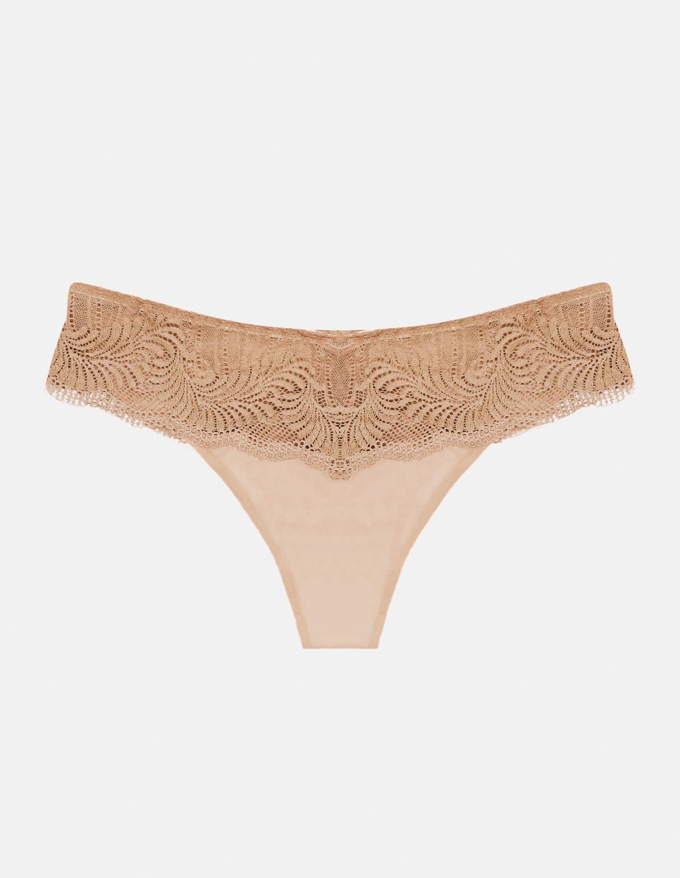 Stringi Khloe