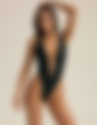 Body Willow Black 2