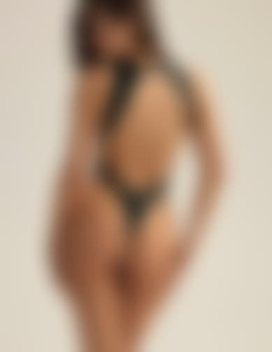 Body Willow Black 3