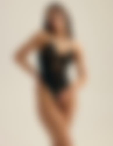 Body Womyn Black 2