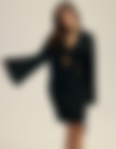 Robe Zequine Black 5