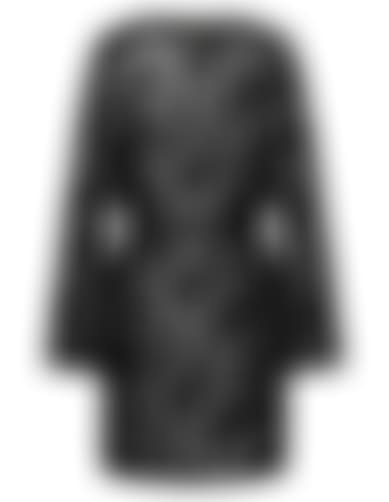 Robe Zequine Black 8