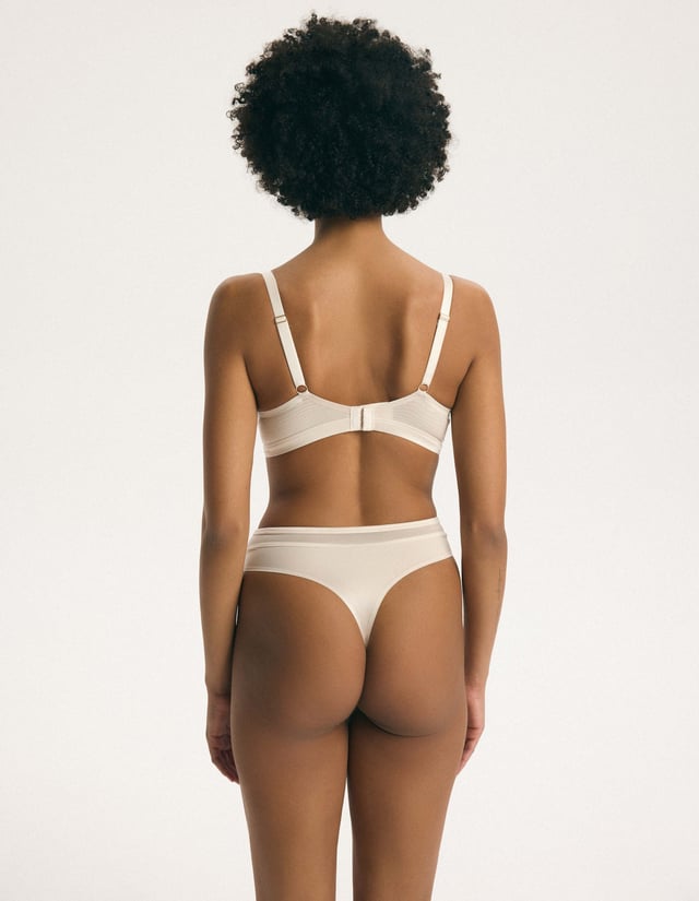 Pure Thongs - Beige
