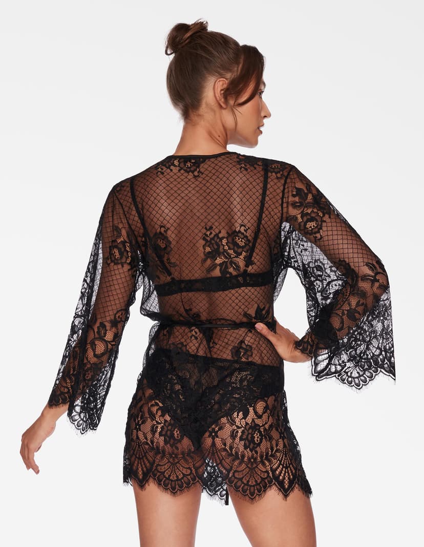 Robe Clower Black 2