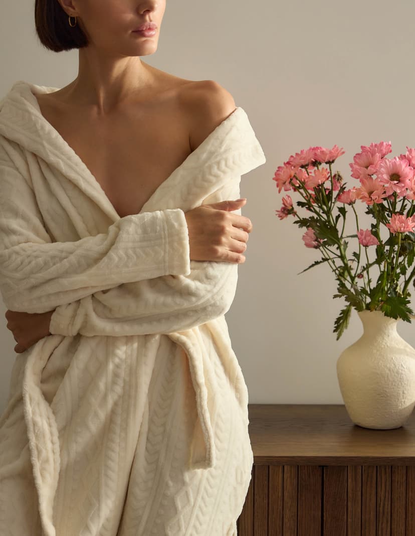Robe Janiel cream 1