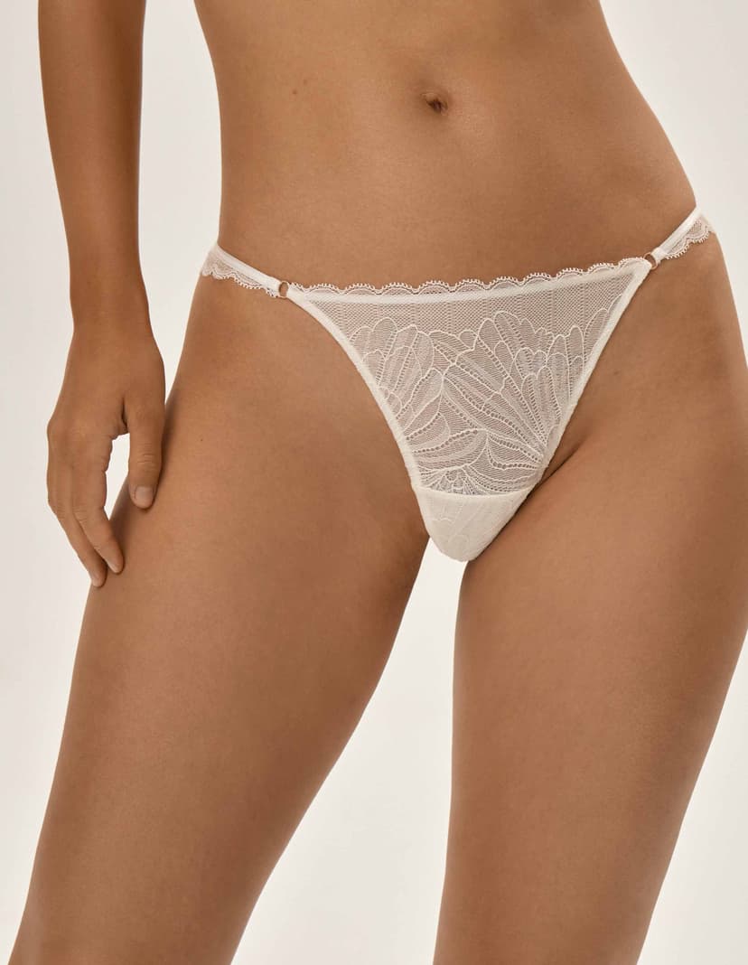 Thongs Oprah cream 3