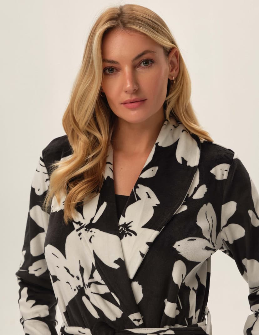 Robe Jua Black 3