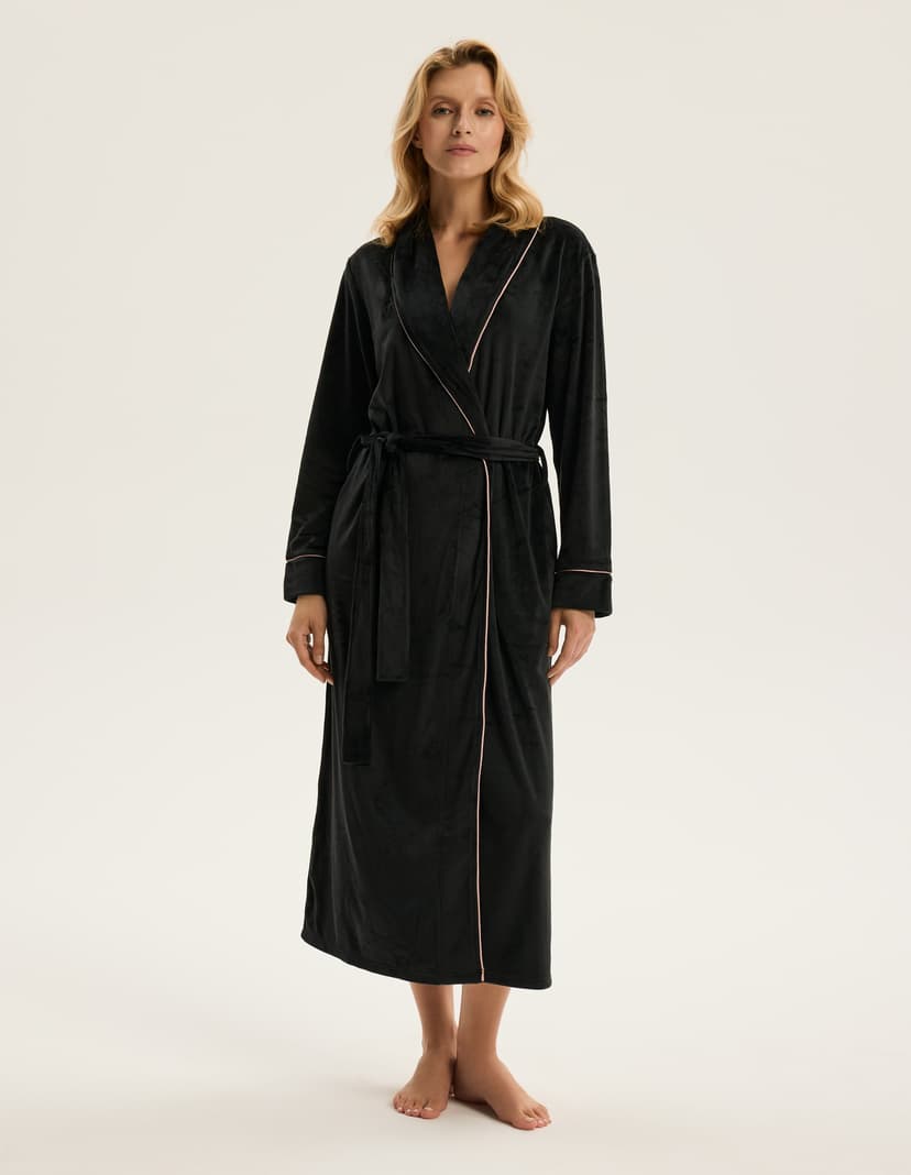 Robe Reva Black 5