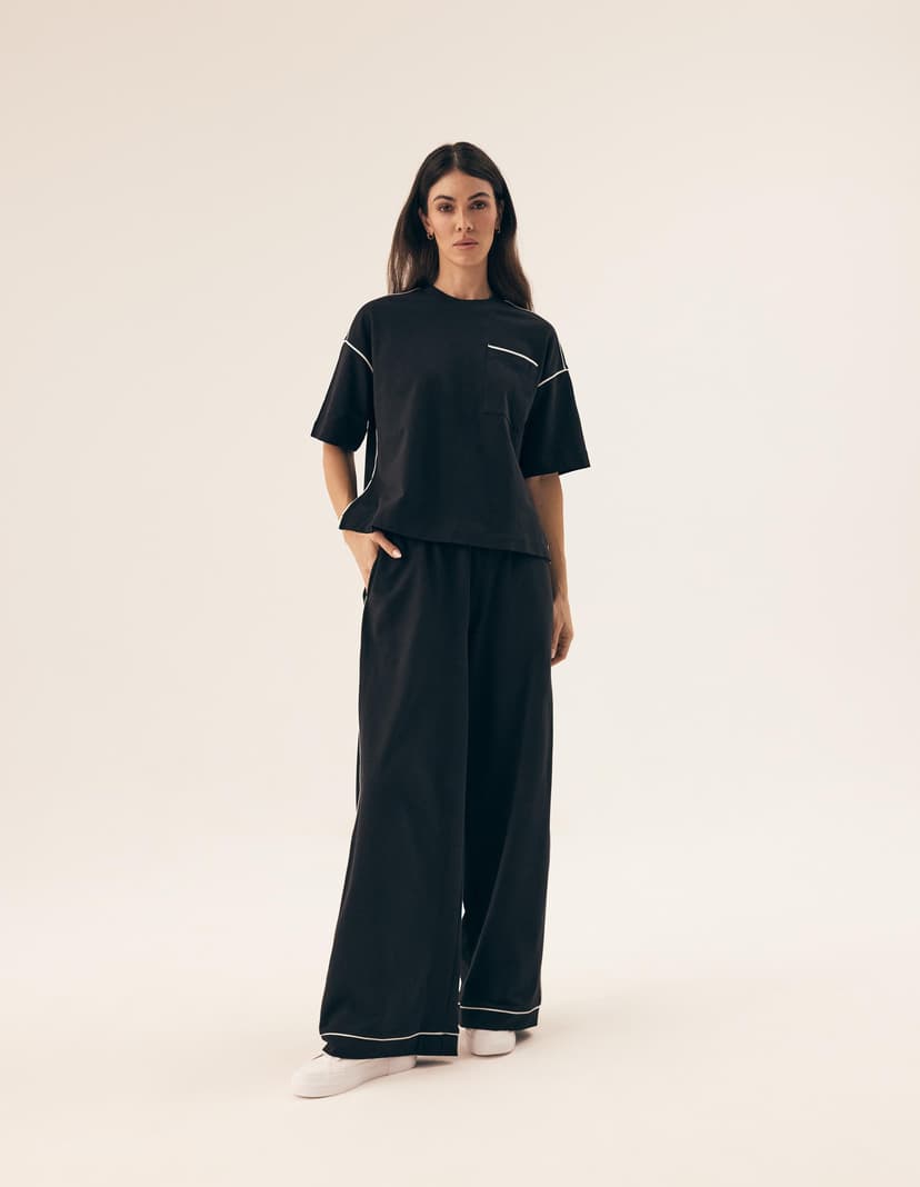 Ladie's set Remi Black 5