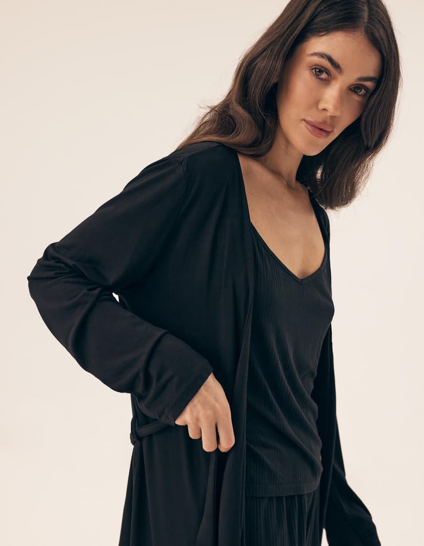 Robe Risa Black 2