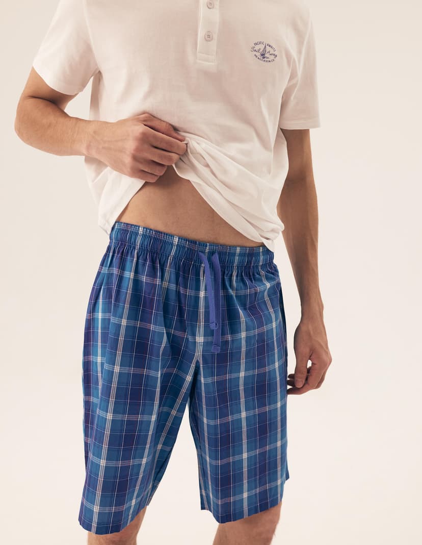 Pyjamas Dock White 3
