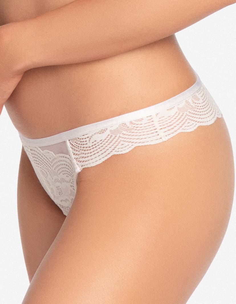 String Berrie Ecru 2