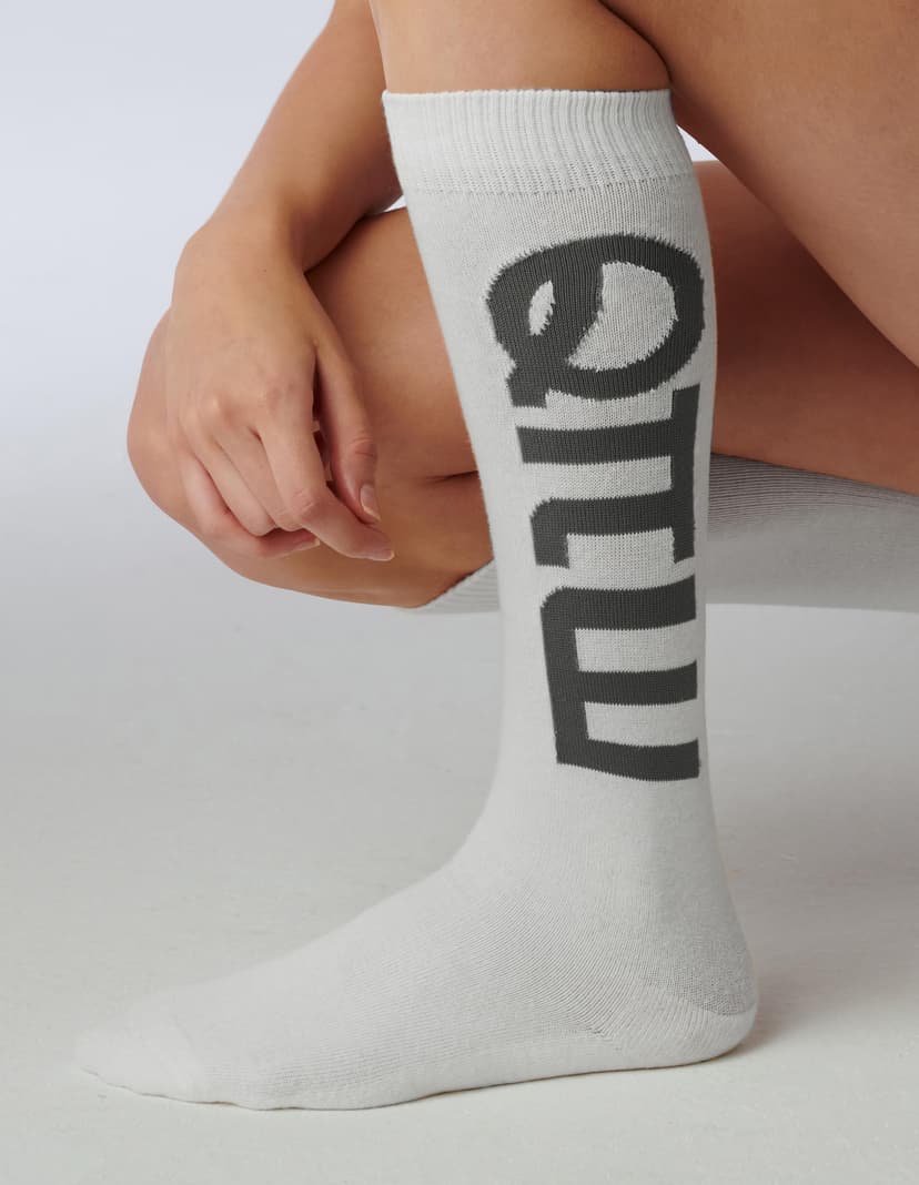 SOCKS Capsule White 2