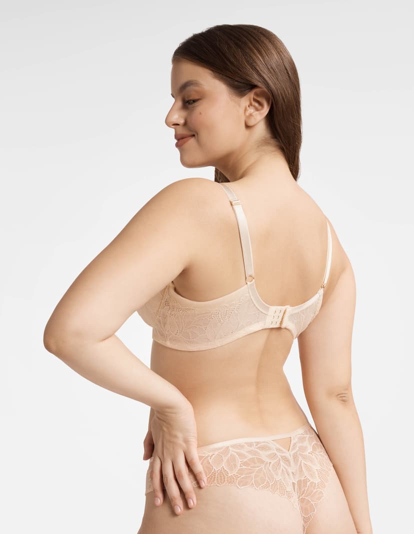 Padded bra Thia Beige 2