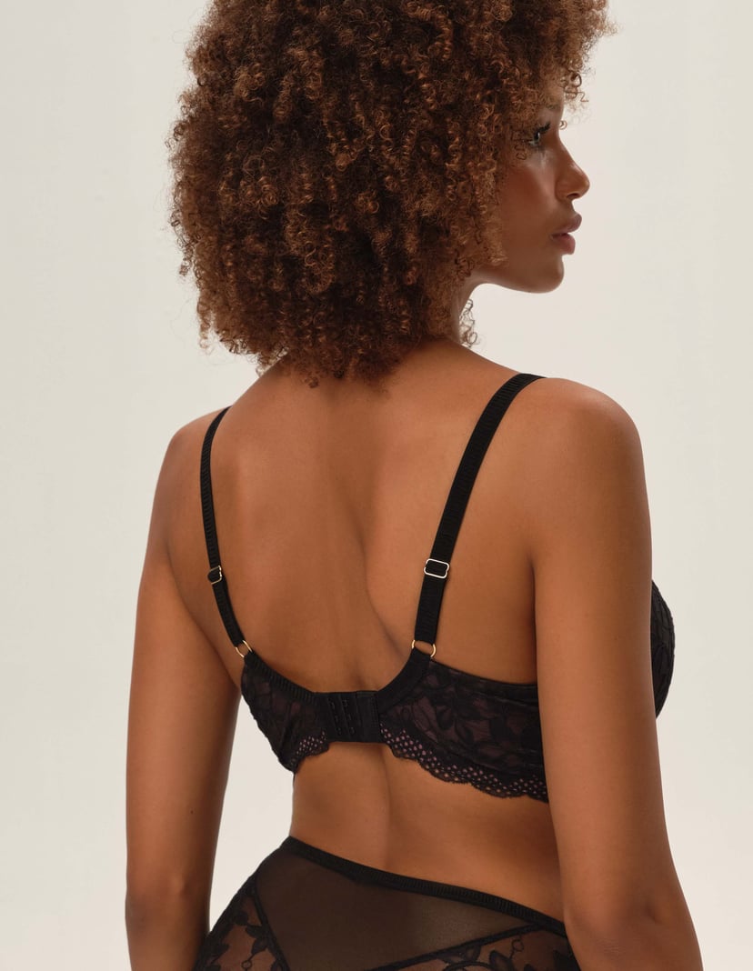 Semi-padded bra Klara Black 3