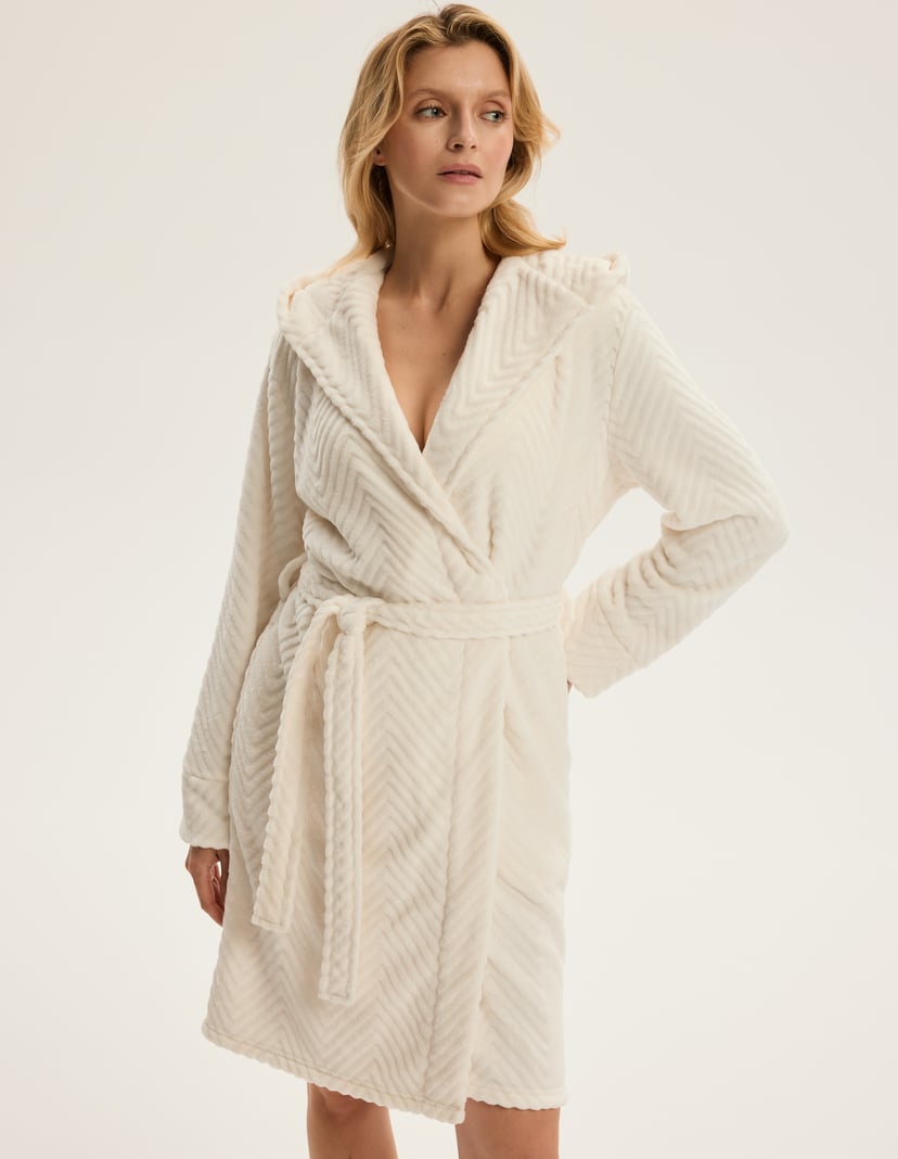 Robe Corsico cream 1