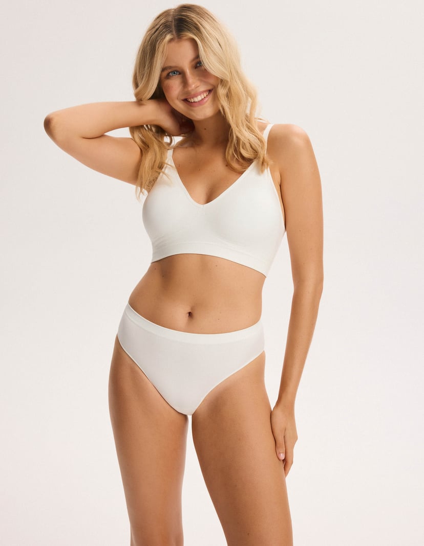 Bralette Lesli Without Underwire with Removable Pads cream 1