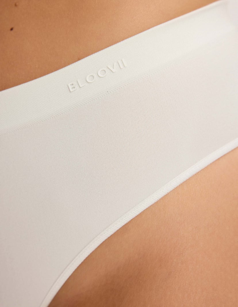 LESLI Seamless High-Coverage Briefs cream 3