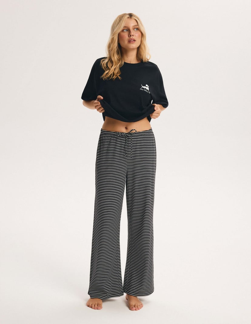 Long Pajamas LEISURE Black with Dachshund Print Black 8