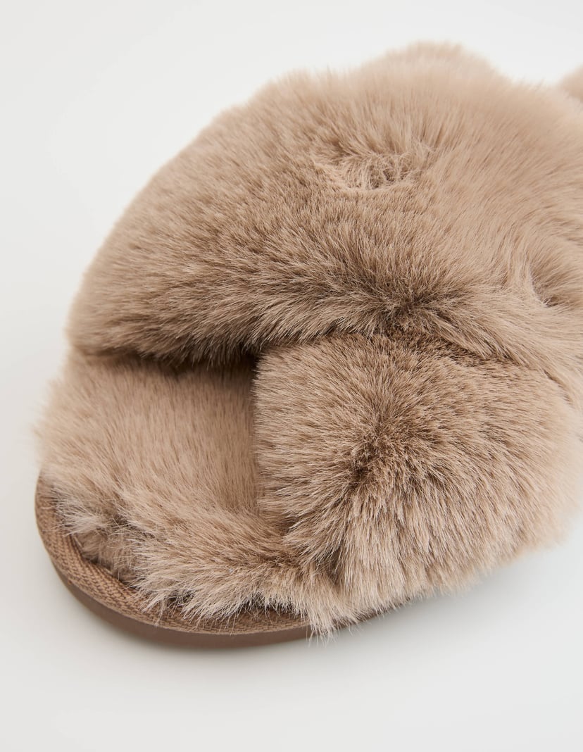 Muffy Slip-On Slippers with Fur and Open Toes Multi 2