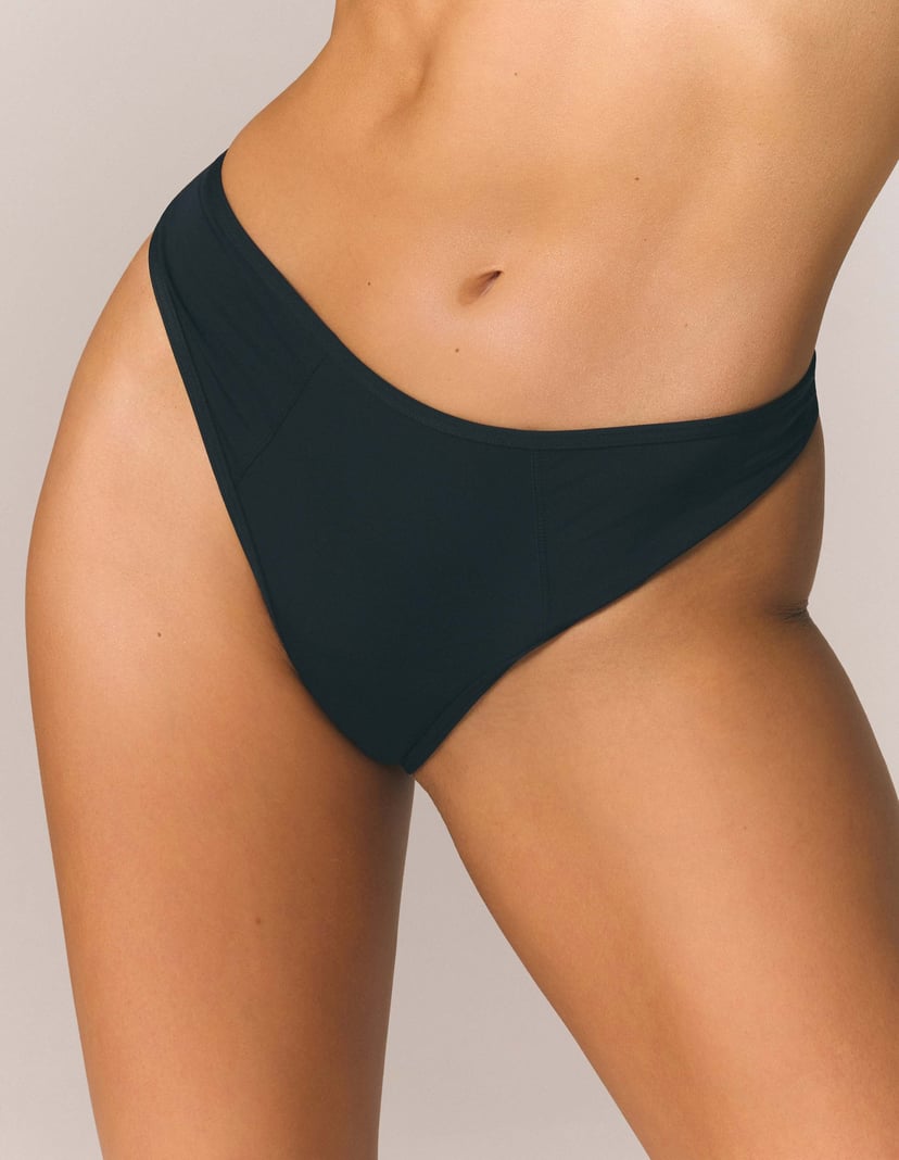 SLAY Black Thongs with Runway Cut Black 2