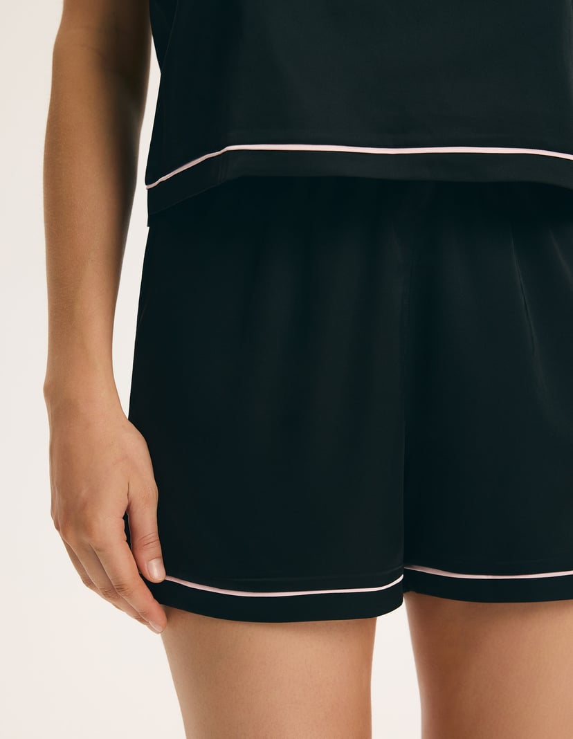 Short Pajamas AWARE with Contrast Piping Black 6