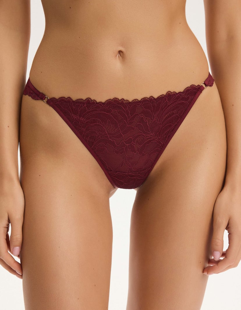Mistletoe Lace Thongs Red 2