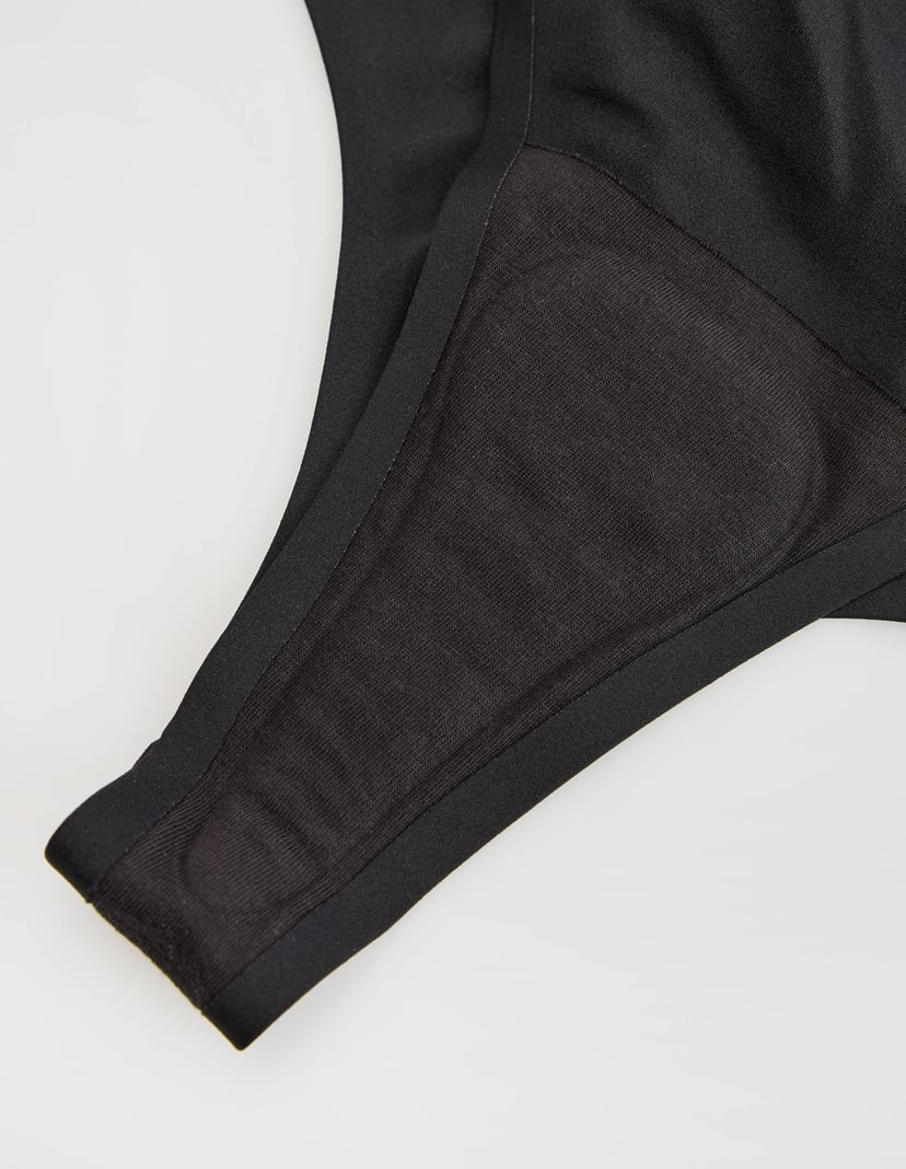 Seamless Sports Thongs with Anti Camel Toe Insert Black 8