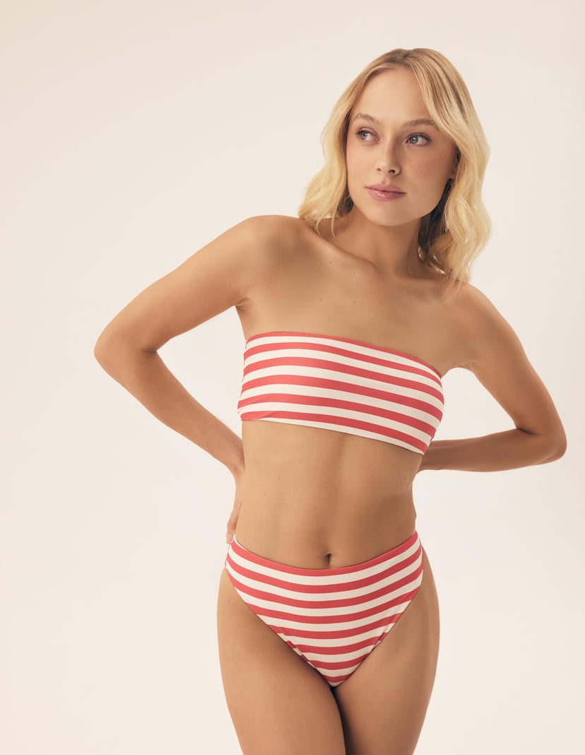 Bloovii Malibu Bikini Top Red 1