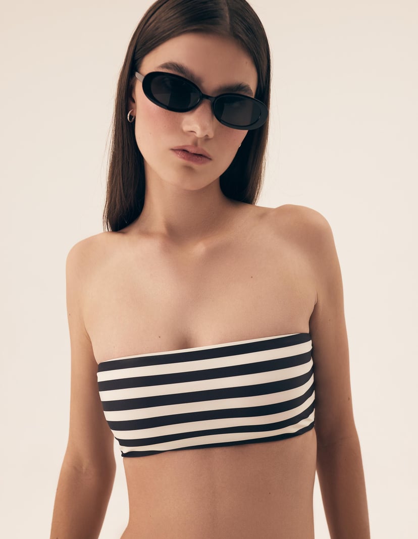 Bloovii Malibu Bikini Top Black 2