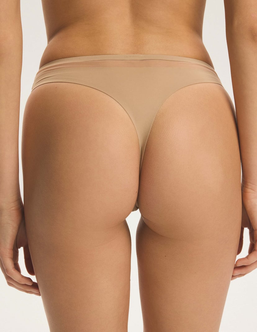 Basic Thongs Beige 3