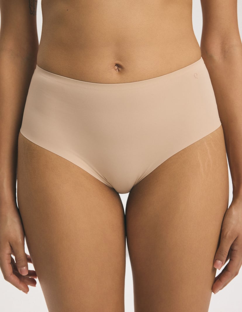 High-waisted panties Q2.03 Beige 2