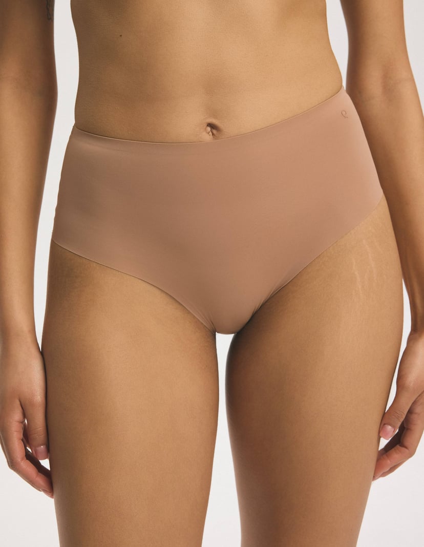 High-waisted panties Q2.03 Beige 2