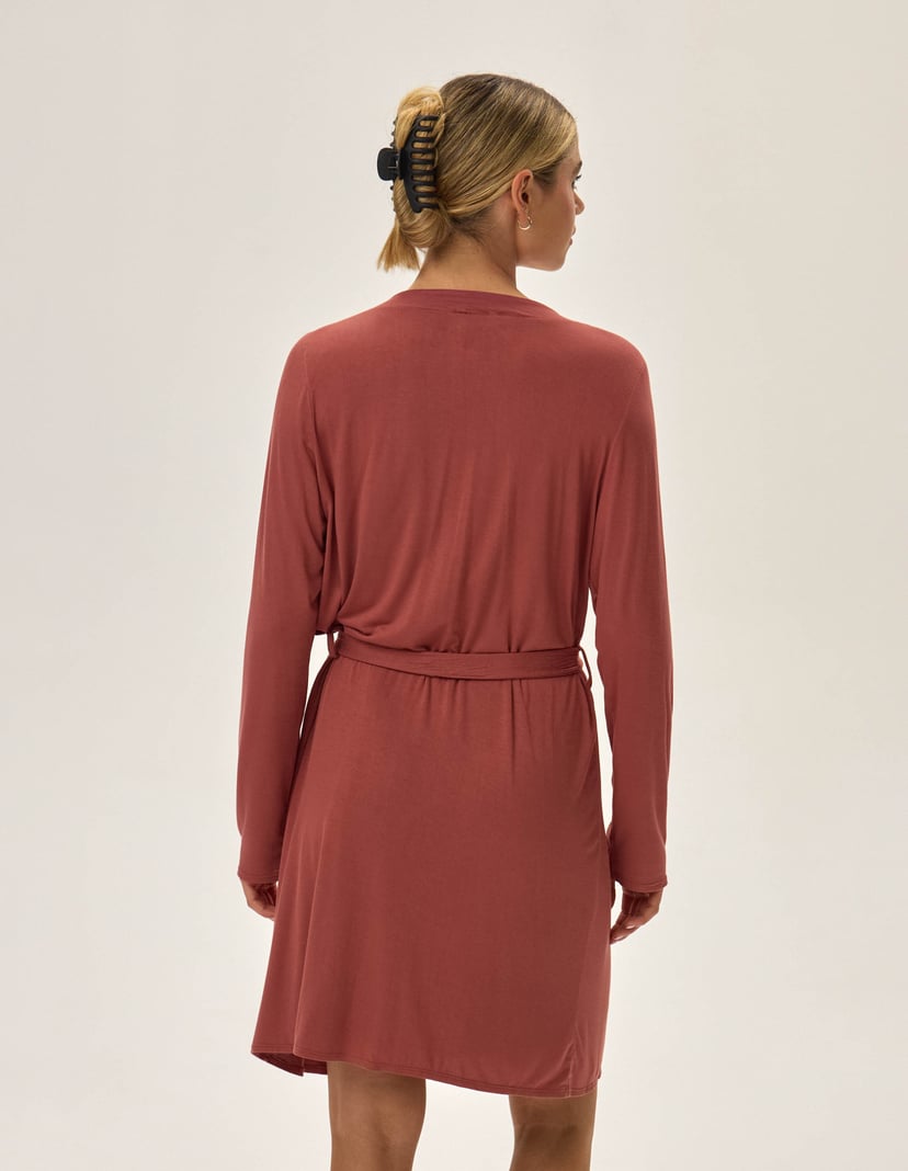 Robe Jayden maroon 3